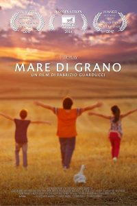 Locandina film Mare di Grano, regia di Fabrizio Guarducci, scenografia di Esther Musatti